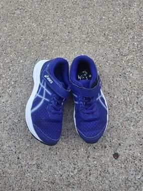 ASICS Kids' Lightweight Blue  Sneaker Toddler Boys 11K